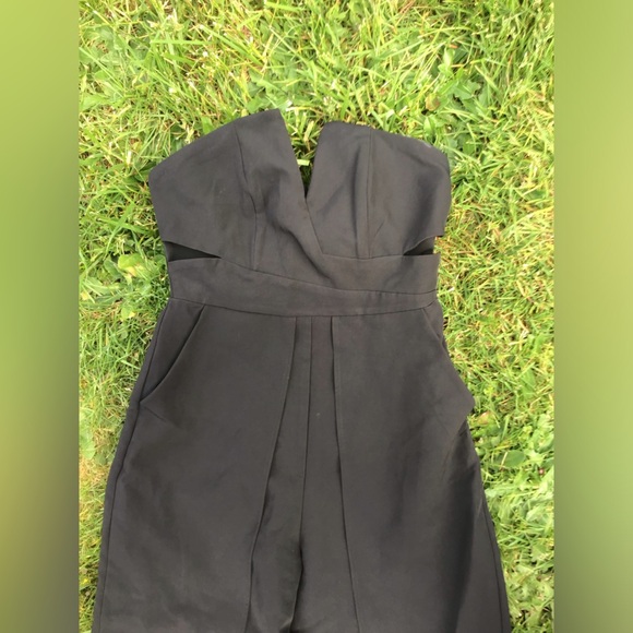 Luxxel Black Haven Strapless Split Wide Leg Jumpsuit with Side Cut Outs Size S - Picture 4 of 8